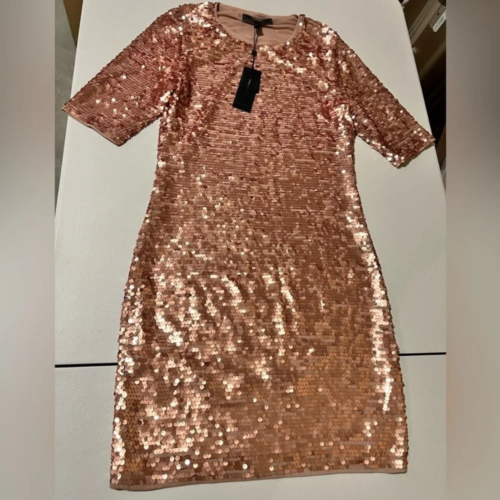 NEW BCBGMAXARIA FITTED SEQUIN DRESS LARGE ROSE GOLD STRETCH cocktail PARTY - Picture 4 of 12
